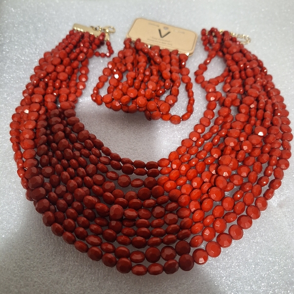 Elegant Red Beaded Necklace Set - Picture 4 of 4